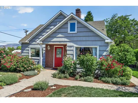 121 W 10th Street The Dalles OR 97058