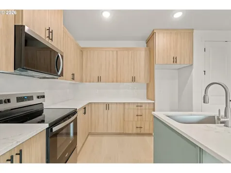 16113 Barlow Trail Lane Oregon City OR 97045