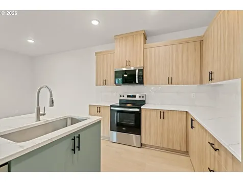 16113 Barlow Trail Lane Oregon City OR 97045