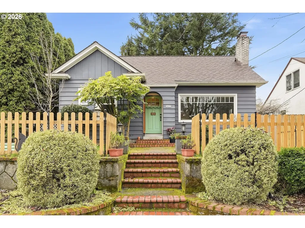 2625 NE 28th Avenue Portland OR 97212