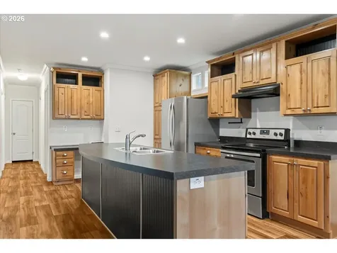 7136 S King Street Canby OR 97013