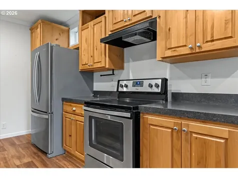 7136 S King Street Canby OR 97013