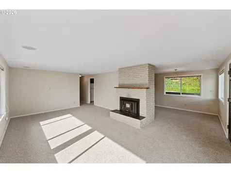 2912 Stanton Avenue North Bend OR 97459