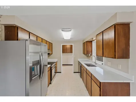 2912 Stanton Avenue North Bend OR 97459