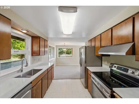 2912 Stanton Avenue North Bend OR 97459