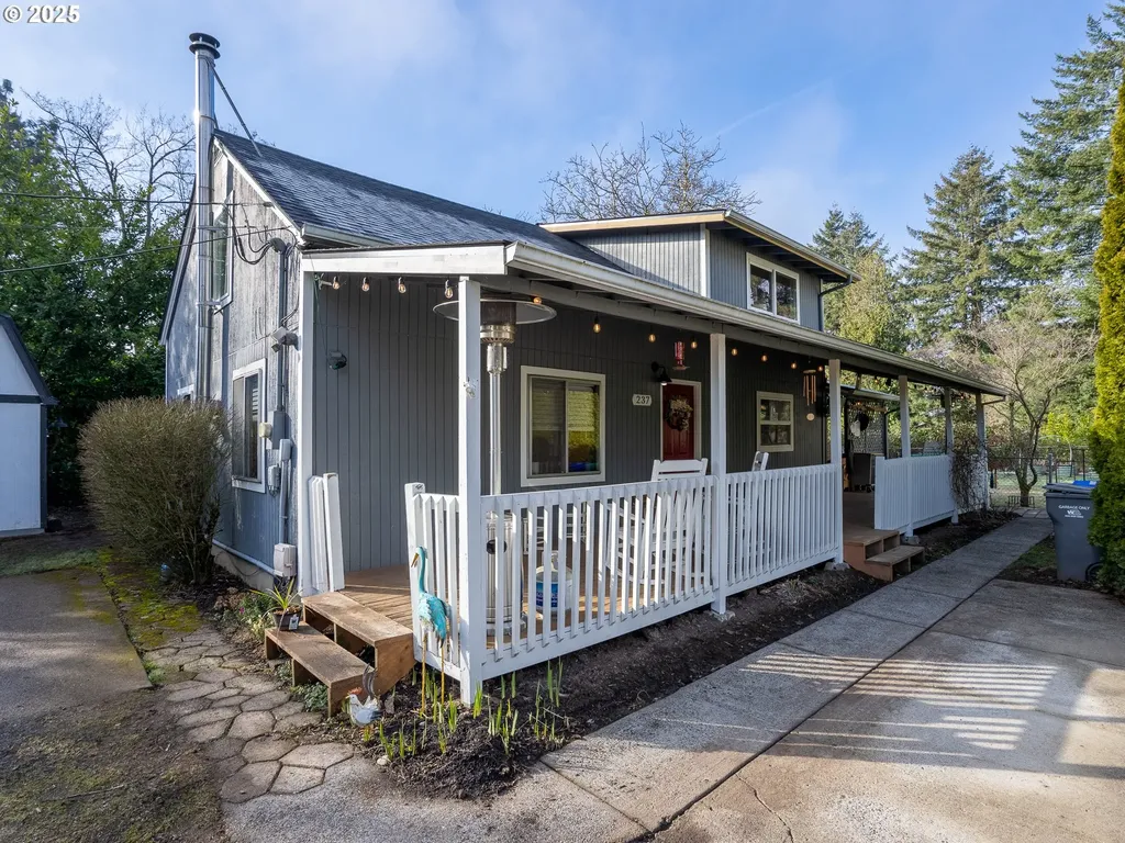 237 NE 143rd Avenue Portland OR 97230