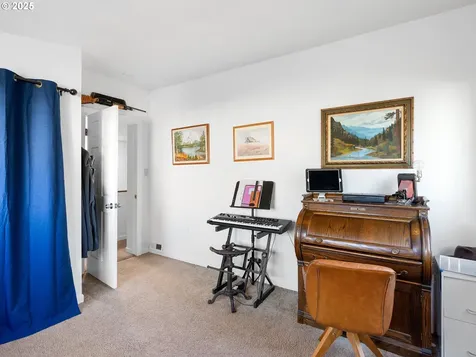 237 NE 143rd Avenue Portland OR 97230