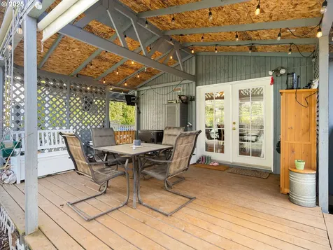 237 NE 143rd Avenue Portland OR 97230