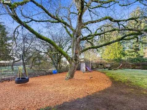 237 NE 143rd Avenue Portland OR 97230