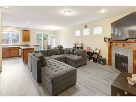 3440 SE Pinewood Avenue Hillsboro OR 97123