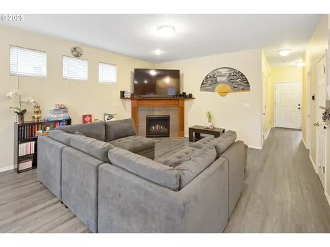 3440 SE Pinewood Avenue Hillsboro OR 97123