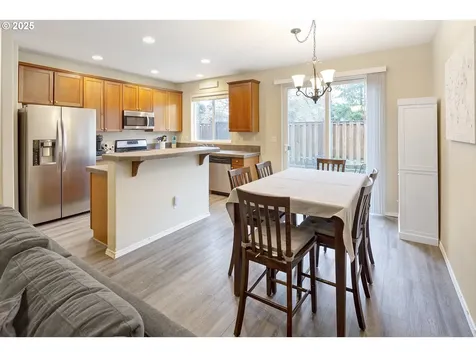 3440 SE Pinewood Avenue Hillsboro OR 97123