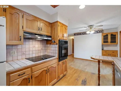 235 9th Street Washougal WA 98671