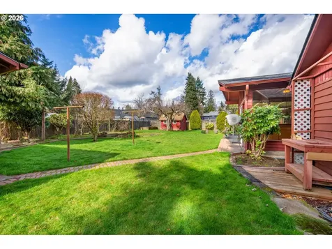 235 9th Street Washougal WA 98671