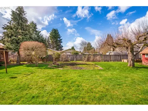 235 9th Street Washougal WA 98671