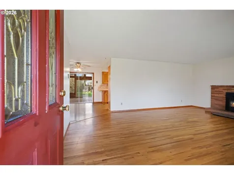 235 9th Street Washougal WA 98671