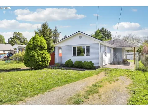 1404 S 8th Avenue Kelso WA 98626