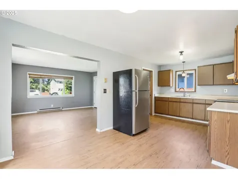 1404 S 8th Avenue Kelso WA 98626