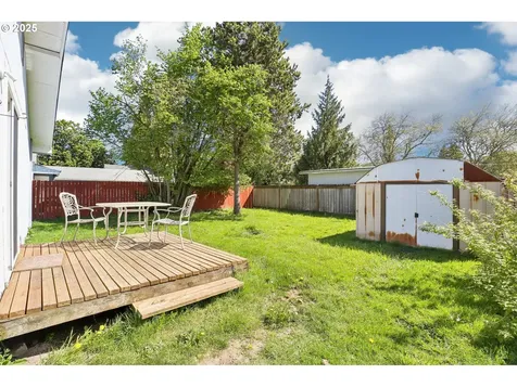 1404 S 8th Avenue Kelso WA 98626
