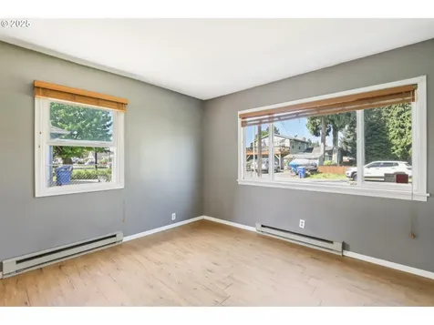 1404 S 8th Avenue Kelso WA 98626