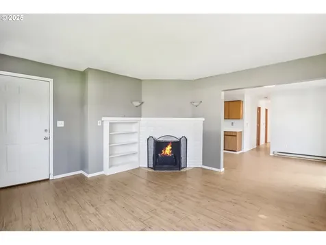 1404 S 8th Avenue Kelso WA 98626