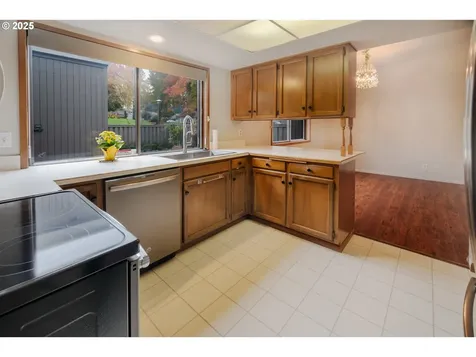 6630 Huntington Circle SE Salem OR 97306