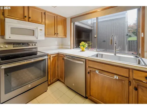 6630 Huntington Circle SE Salem OR 97306