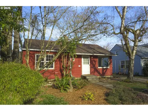1653 SE Linn Street Portland OR 97202