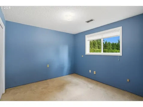 15909 NE Morris Street Portland OR 97230