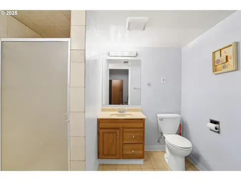 15909 NE Morris Street Portland OR 97230
