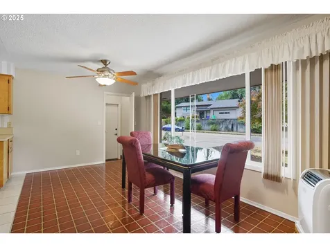 15909 NE Morris Street Portland OR 97230