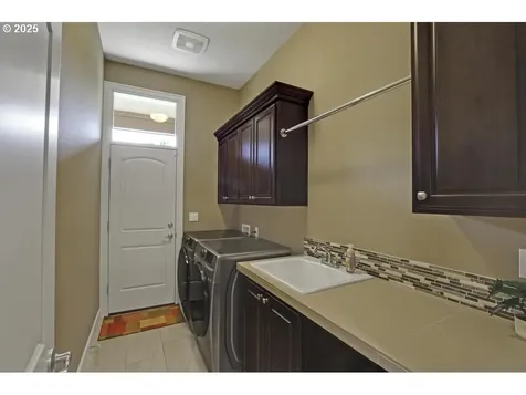 15316 NW Delia Street Portland OR 97229