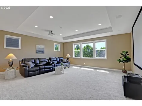 15316 NW Delia Street Portland OR 97229