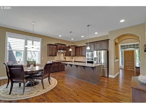 15316 NW Delia Street Portland OR 97229