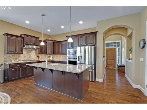 15316 NW Delia Street Portland OR 97229