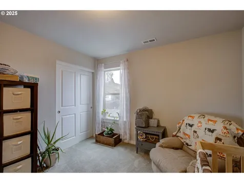 644 NE Cummins Street Roseburg OR 97470
