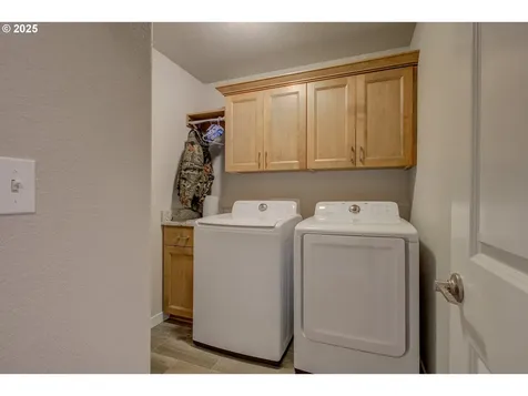 644 NE Cummins Street Roseburg OR 97470