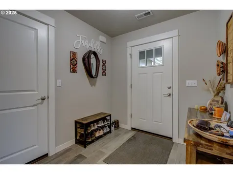 644 NE Cummins Street Roseburg OR 97470