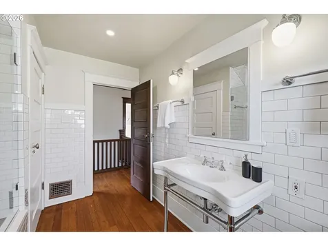3024 NE 44th Avenue Portland OR 97213
