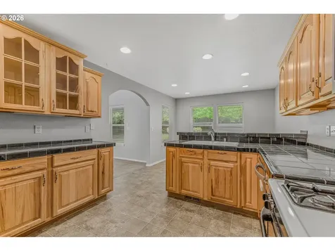 14223 NW 28th Place Vancouver WA 98685