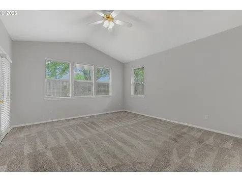 14223 NW 28th Place Vancouver WA 98685