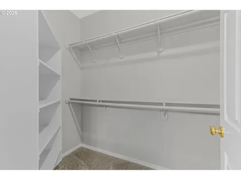 14223 NW 28th Place Vancouver WA 98685