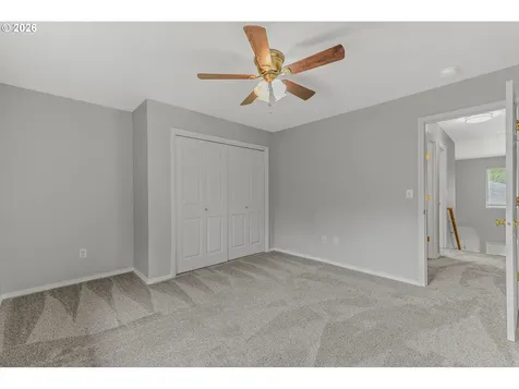 14223 NW 28th Place Vancouver WA 98685