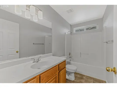 14223 NW 28th Place Vancouver WA 98685
