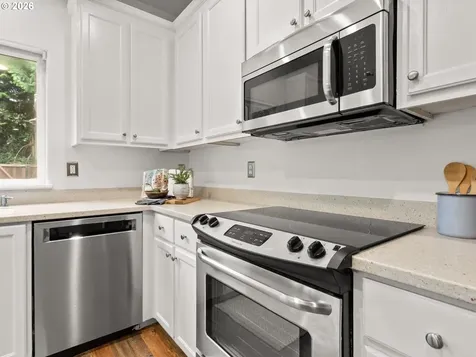 21226 Osburn Loop Fairview OR 97024
