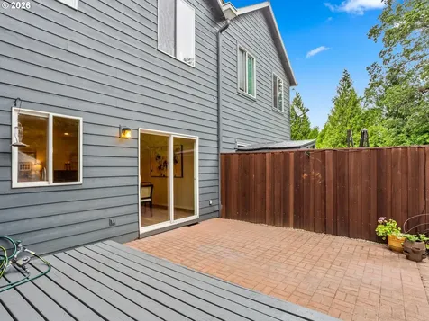 21226 Osburn Loop Fairview OR 97024