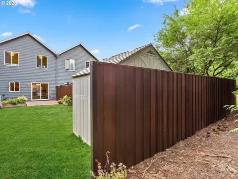 21226 Osburn Loop Fairview OR 97024