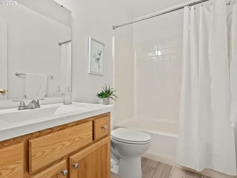 21226 Osburn Loop Fairview OR 97024