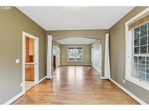 13207 Moccasin Way Oregon City OR 97045