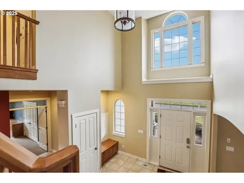 13207 Moccasin Way Oregon City OR 97045
